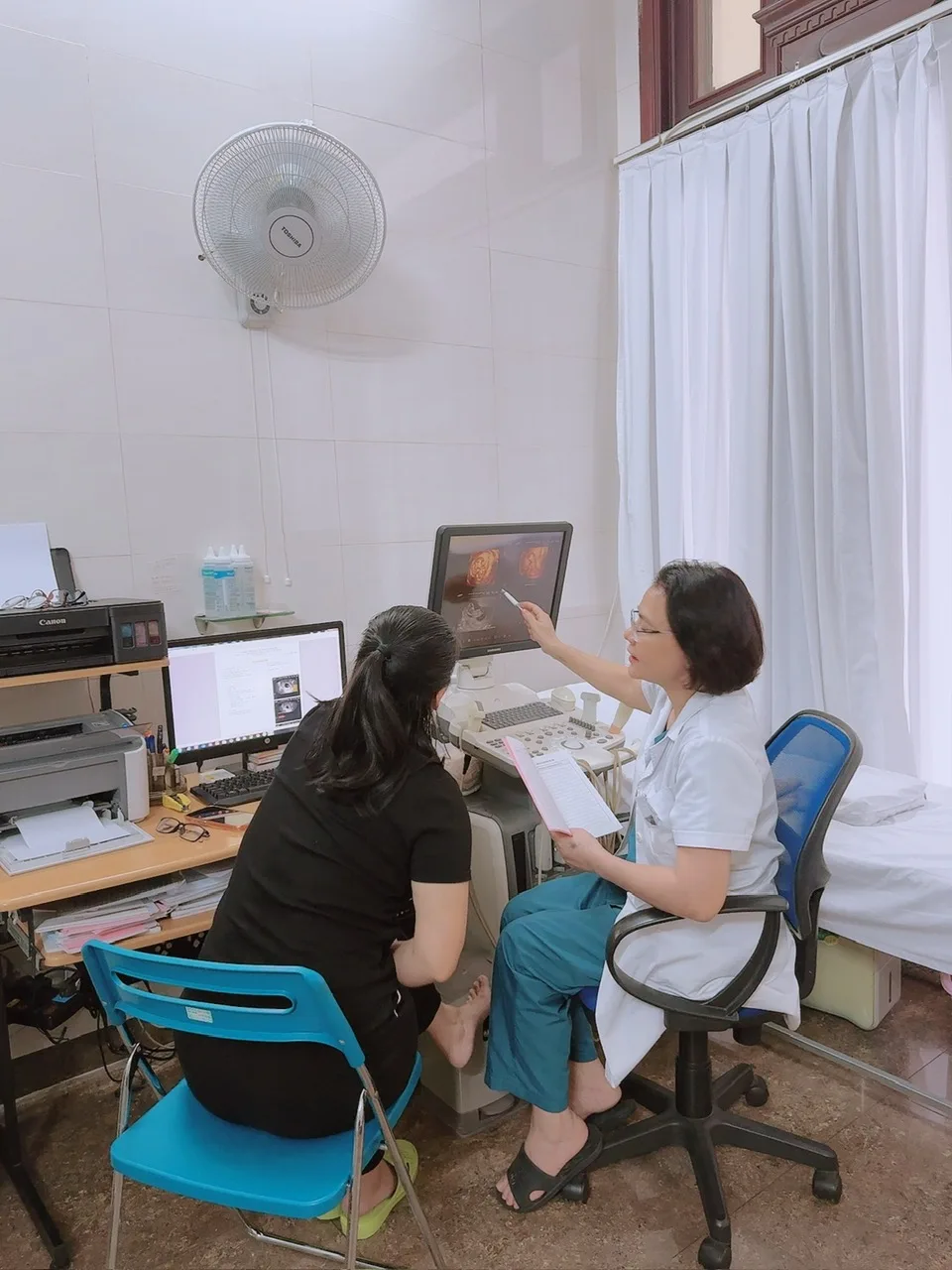 Chăm sóc tiền mãn kinh & mãn kinh